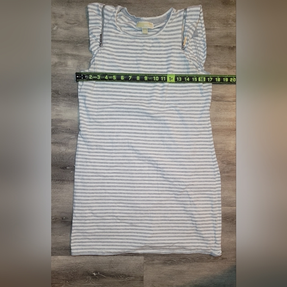 Michael Kors T-Shirt Style Mini Length Dress Pearl Heather, Medium - Picture 4 of 7